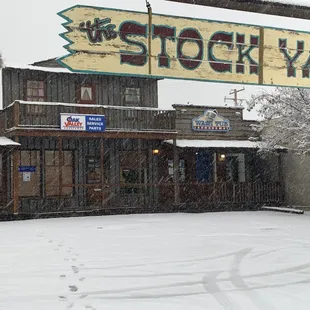 Here it comes! Santa, please let us finish this day up safely and get back in time for Thanksgiving!  May your elf's be available to push!