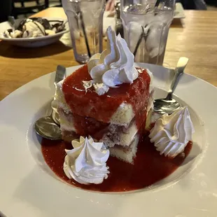 Strawberry Short Sheetcake