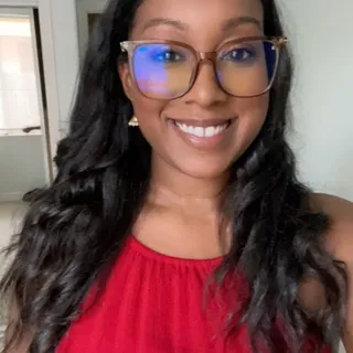 Jasmine R.