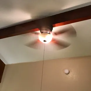 The ceiling fan was very nice. It was the highlight of our room.