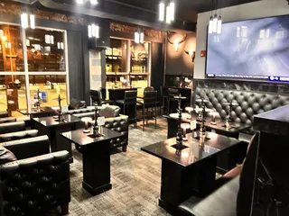 The Lynq Ultra Lounge