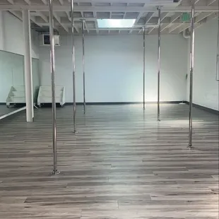 Perfectly spaced out clean pole area