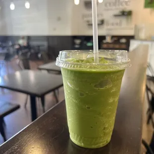 Kale banana smoothie