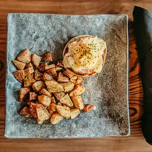 food, chicken wings and fried chicken