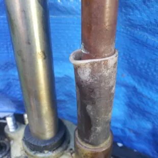 old and cracked bushing