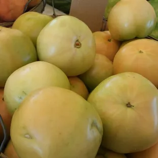 Green tomatoes