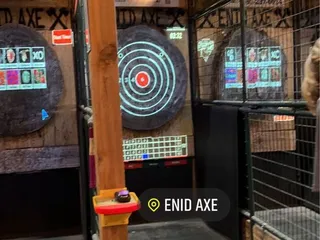 Enid Axe Throwing