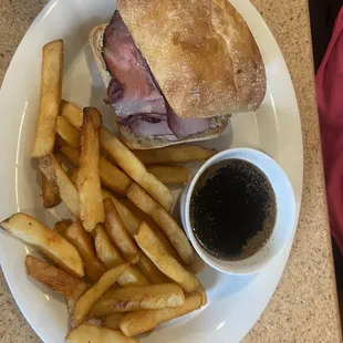 Choice au jus beef sandwich