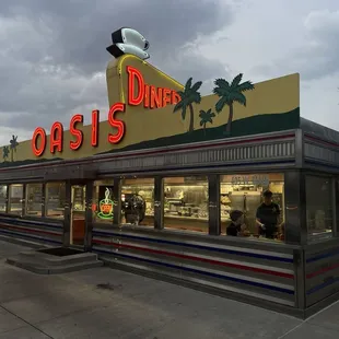 Oasis Diner