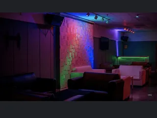 Indulge Lounge