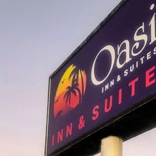 MH OasisInnSuites Ridgecrest CA Property Exterior