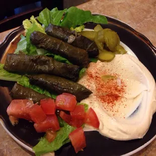 Side of Grape leaves
