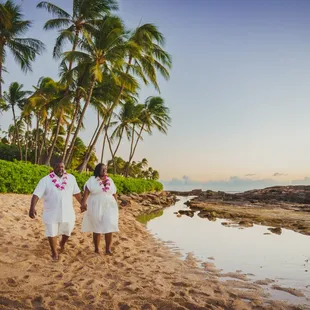 Jenn did an amazing job bringing to life my vision for our 20th Vow Renewal. It was everything I asked for and more!