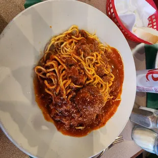 Homemade spaghetti and marinara sauce w meatball