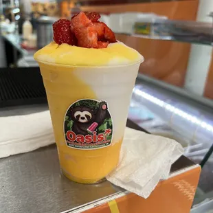 Italian coconut, mango with strawberries toppings