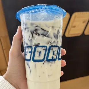 Jasmine Milk Tea with grass jelly