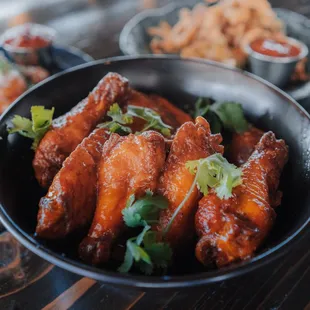 chicken wings, bbq wings, fried chicken wings, fried chicken, chicken, bbq chicken, poultry, chicken wings and fried chicken, food