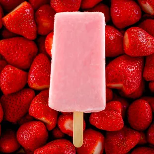 Strawberry milk paleta