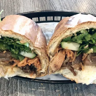 98. 5 Spice Chicken Sandwich