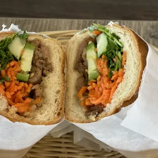 99. BBQ Pork Sandwich