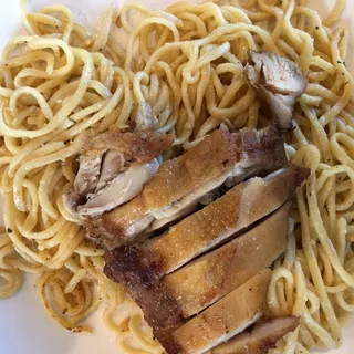 GG. Garlic Noodles Specialty Entree