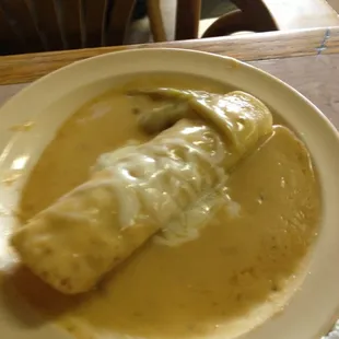 Enchilada Verde with Chicken- sauce was thick and not a traditional verde sauce