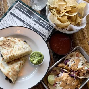 Quesadilla &amp; tacos