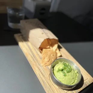 small chips &amp; guac