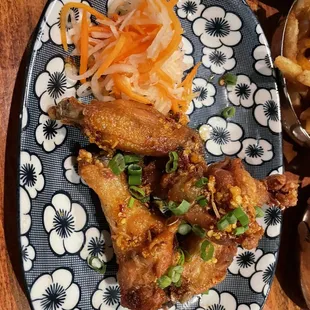 Chicken Wings with Crispy garlic