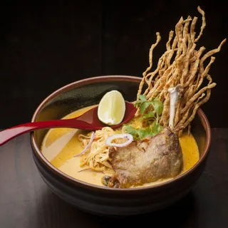 Lunch.Khao Soi Duck Leg confit