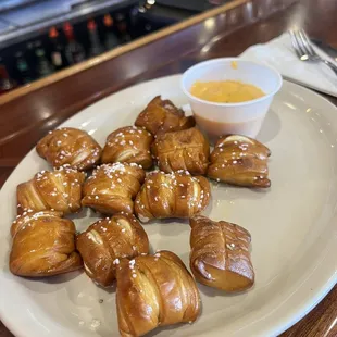Pretzel Bites