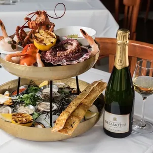 Seafood tower