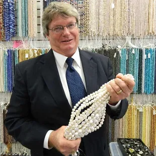 Objets D'Art in Corpus Christi, Texas

http;//www.vikingbeadcompany.com

http://www.beadsincorpuschristi.com