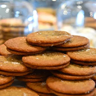 Salted Caramel &amp; Raspberry Cookies