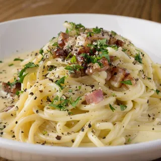 Bucatini Carbonara*