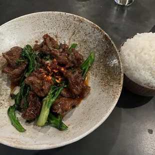 Kanto Beef Broccolini