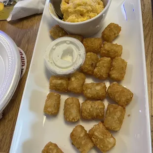 Kids mac &amp; cheese with tater tots