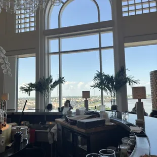 Beautiful views of the Mississippi River from the bar