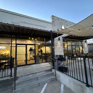 Entrance &amp; outdoor patio.