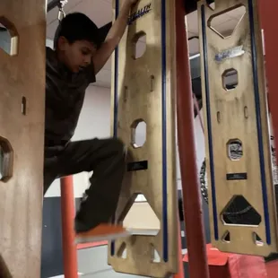 Obstacle Warrior Kids Garland at Firewheel Town Center has fun for every age group! Ninja warrior on the floating boards obstacle