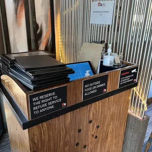Please wait to be seated