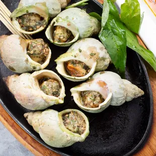 Garlic butter peppercorn escargot