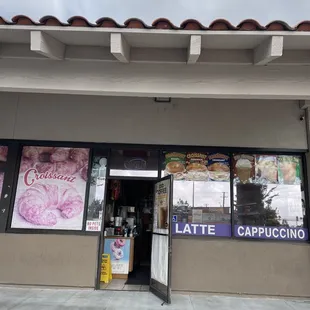 Outside of donut/bagel shop