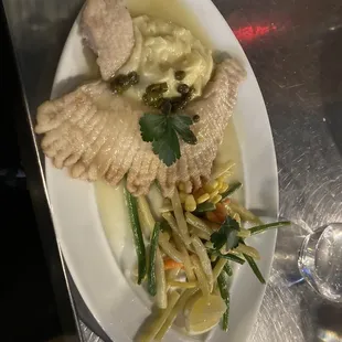 Skate with beans &amp; mashed potatoes