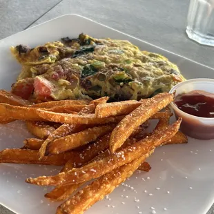 egg omelette with sweet potato fries