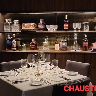 SCOTCH TASTING ROOM
