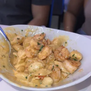 King Crab  Shrimp  Shells  Cheese