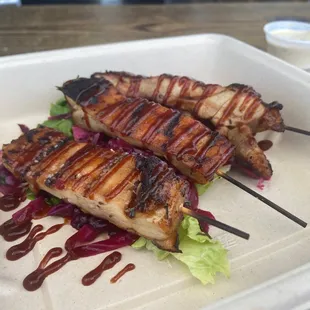 Chicken skewers down at the beach!
