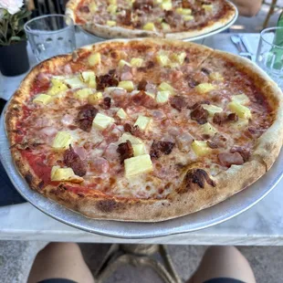 Italian Hawaiian Pizza