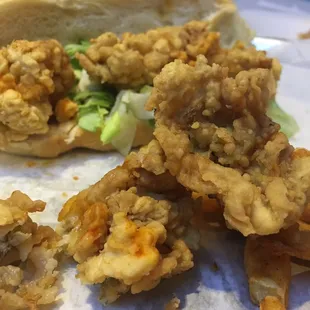 Oyster poboy